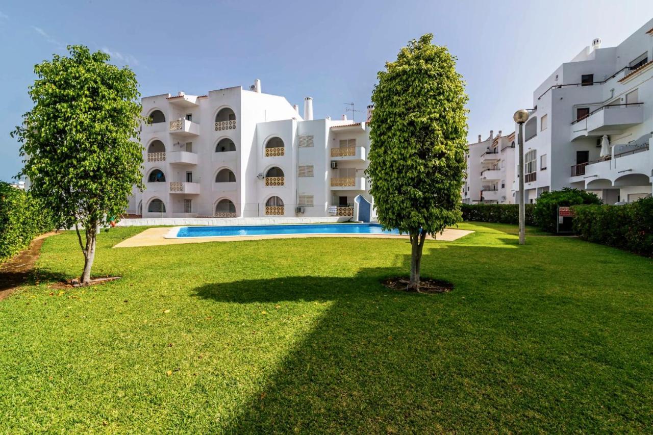 Holiday 1 Bed Apartment With Pool In Albufeira Exterior foto